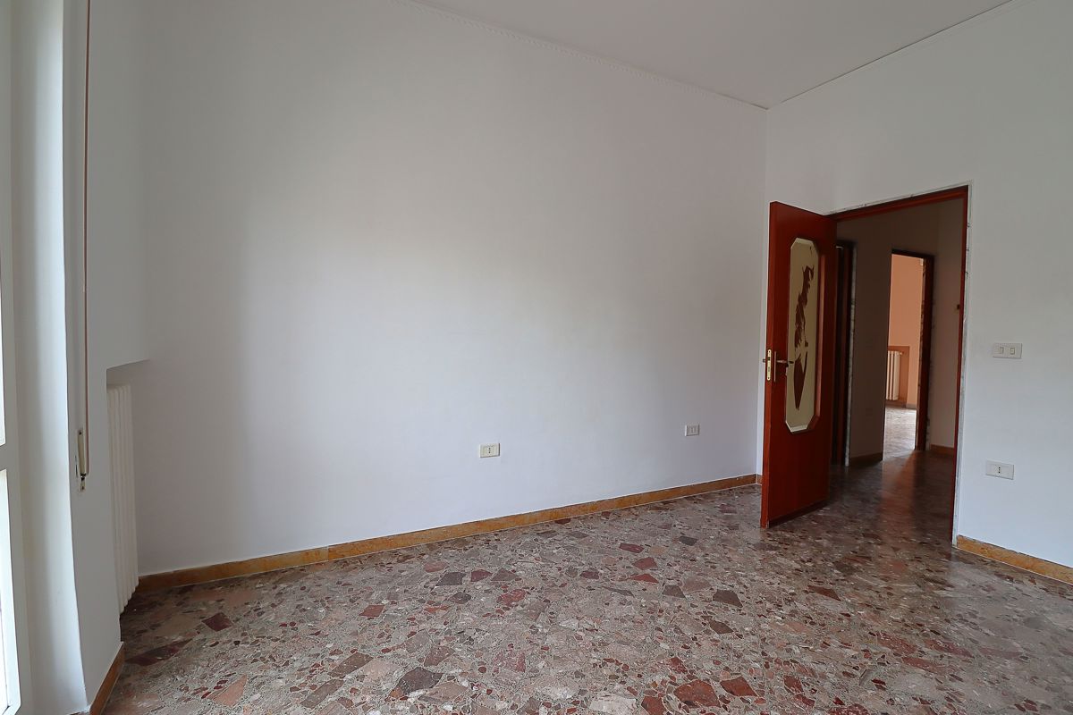 Foto 21 di 40 - Appartamento in vendita a Bari