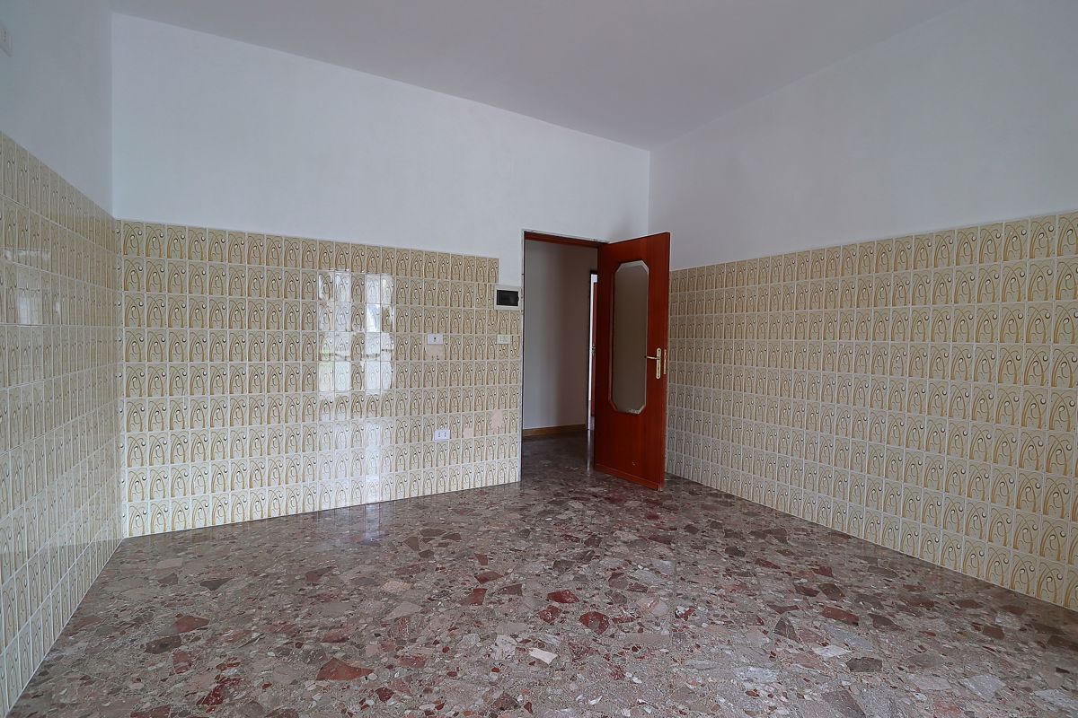 Foto 4 di 40 - Appartamento in vendita a Bari