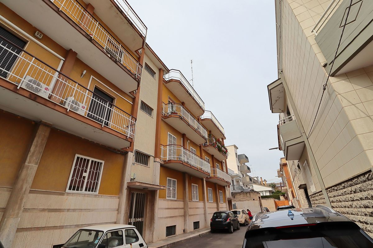 Foto 39 di 40 - Appartamento in vendita a Bari