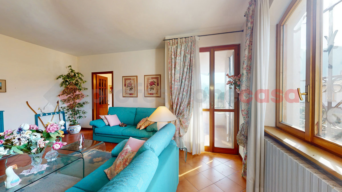 Foto 4 di 36 - Appartamento in vendita a Bagni di Lucca