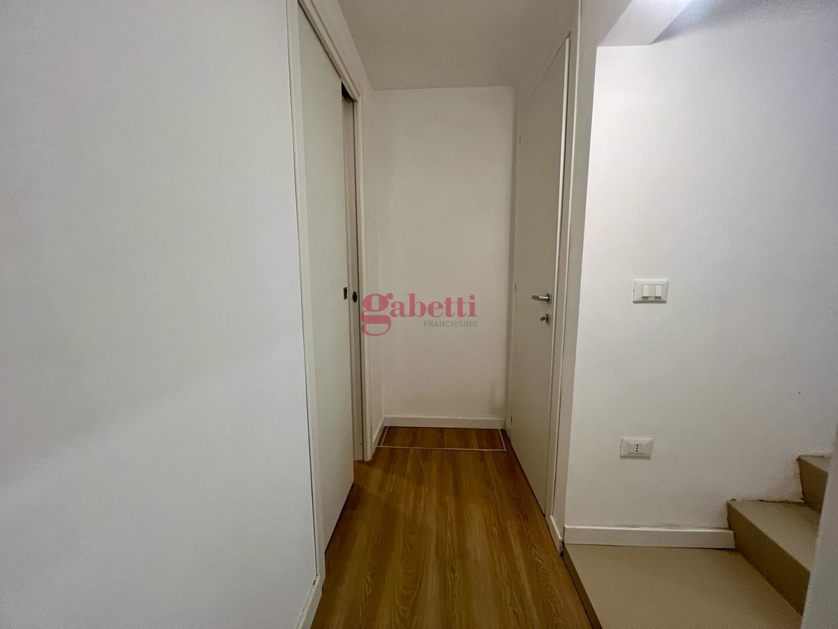 Foto 18 di 36 - Appartamento in vendita a Firenze