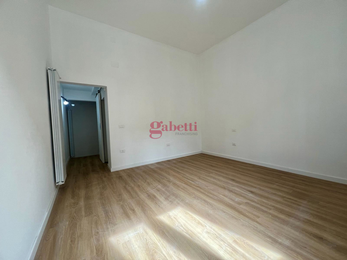 Foto 28 di 36 - Appartamento in vendita a Firenze