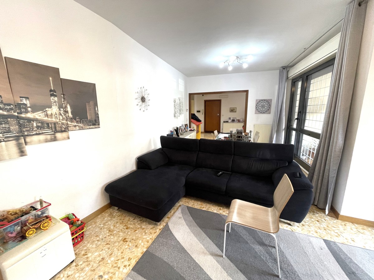 Foto 3 di 27 - Appartamento in vendita a Roma