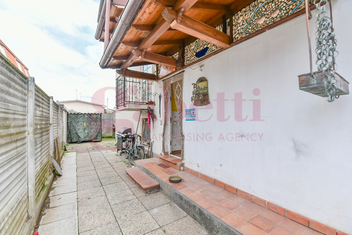 Villa in vendita a Cabiate (CO)