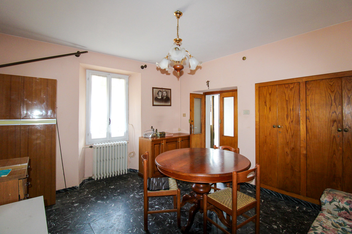 Foto 18 di 31 - Casa indipendente in vendita a Schignano