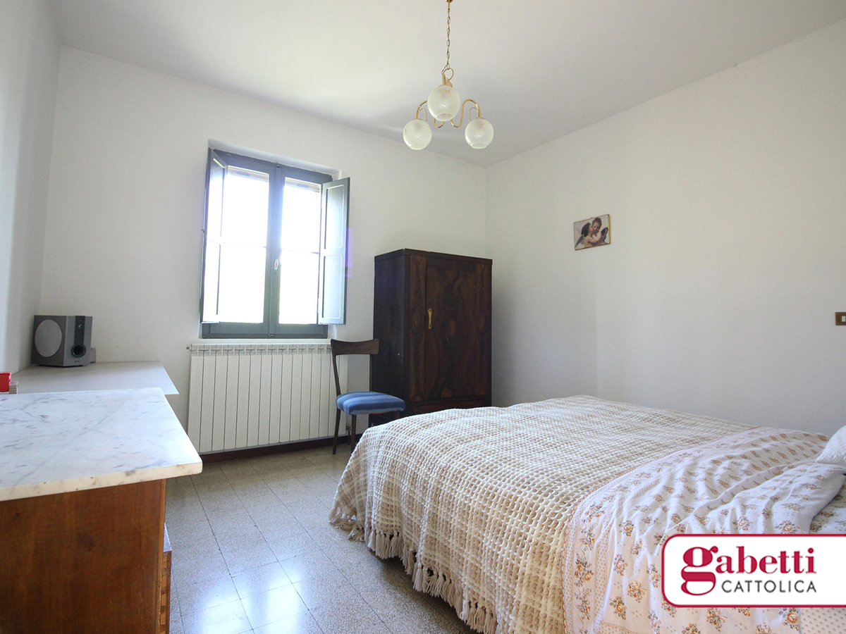 Foto 8 di 15 - Casa indipendente in vendita a Urbino