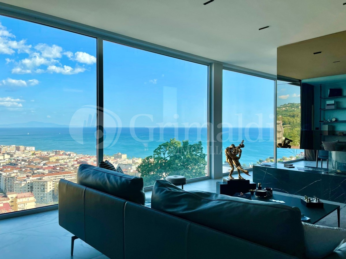 Foto 9 di 10 - Appartamento in vendita a Salerno