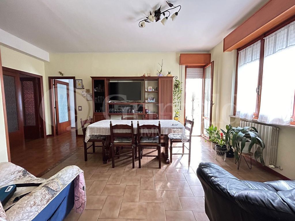 Foto 20 di 23 - Appartamento in vendita a Maiolati Spontini
