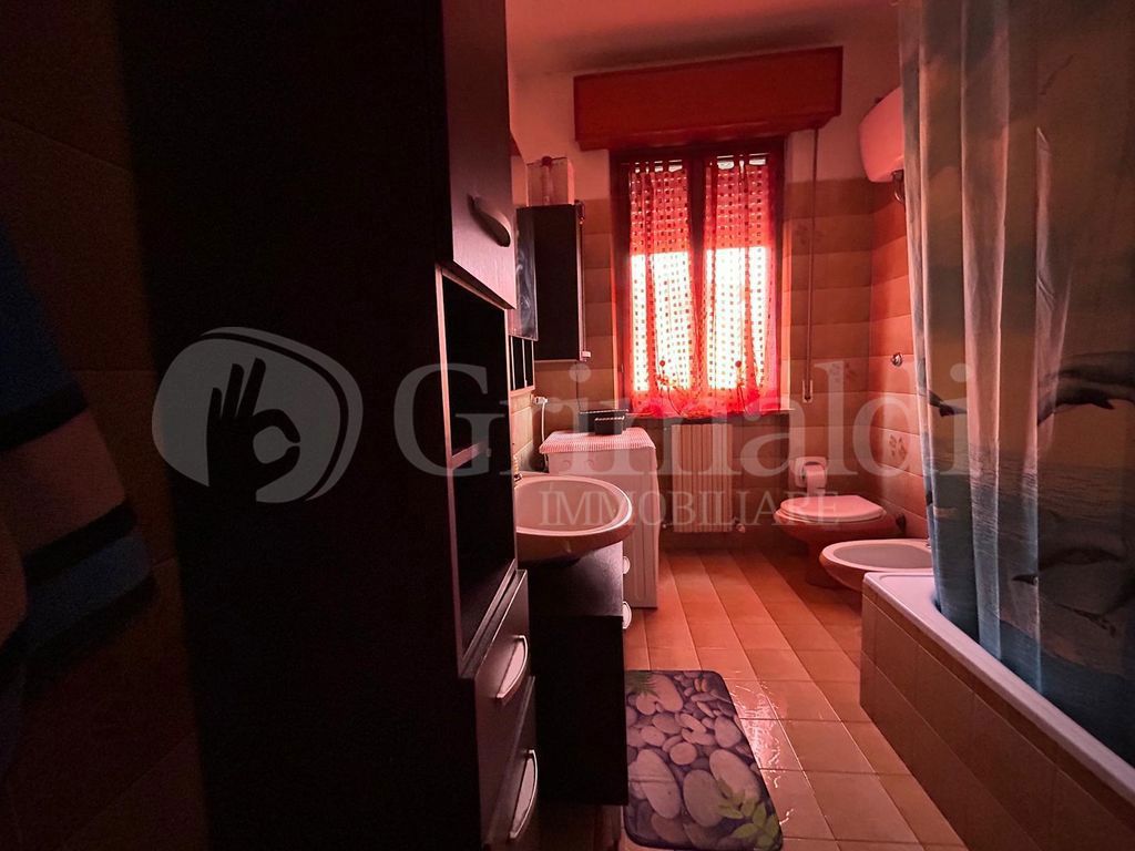 Foto 10 di 23 - Appartamento in vendita a Maiolati Spontini
