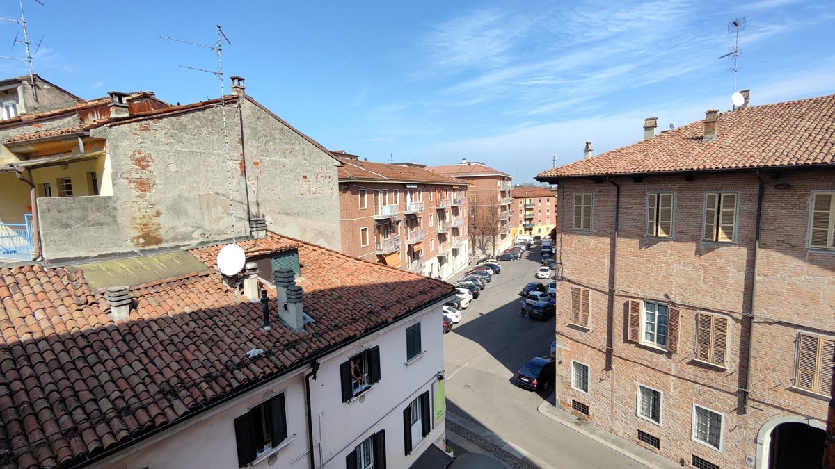 Foto 22 di 27 - Appartamento in vendita a Piacenza