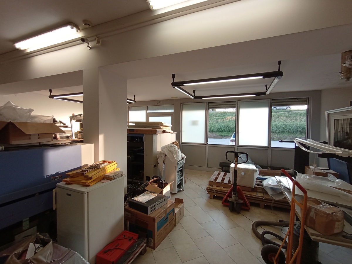 Foto 2 di 17 - Laboratorio in vendita a Cavarzere