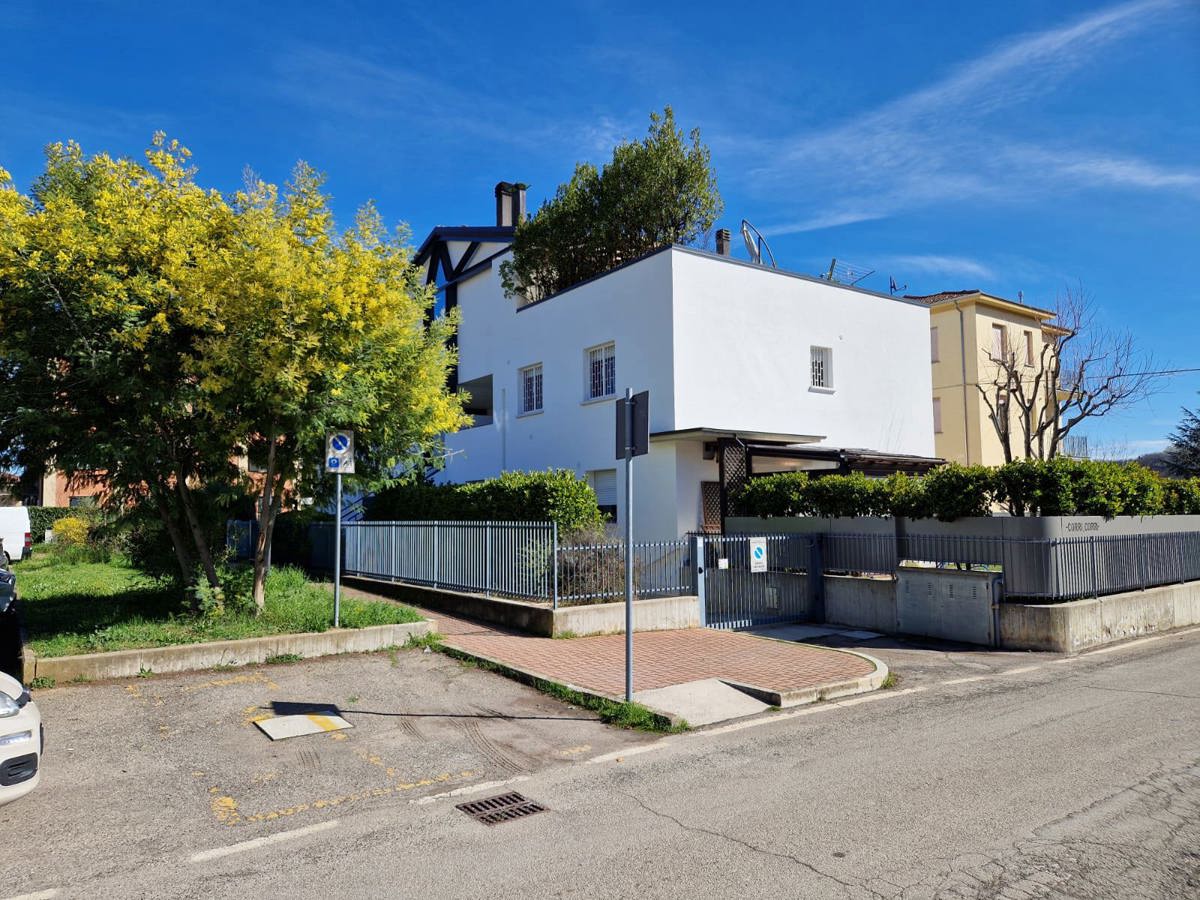 Foto 1 di 18 - Appartamento in vendita a Sasso Marconi