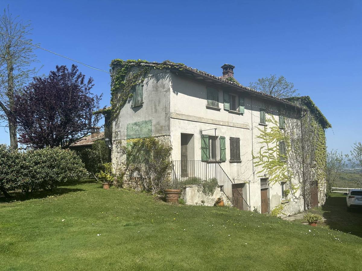 Foto 13 di 39 - Villa in vendita a Montalto Pavese