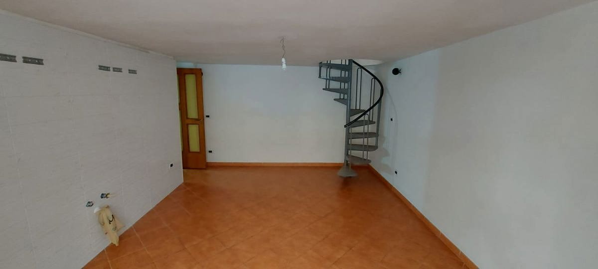 Foto 7 di 17 - Appartamento in vendita a Napoli