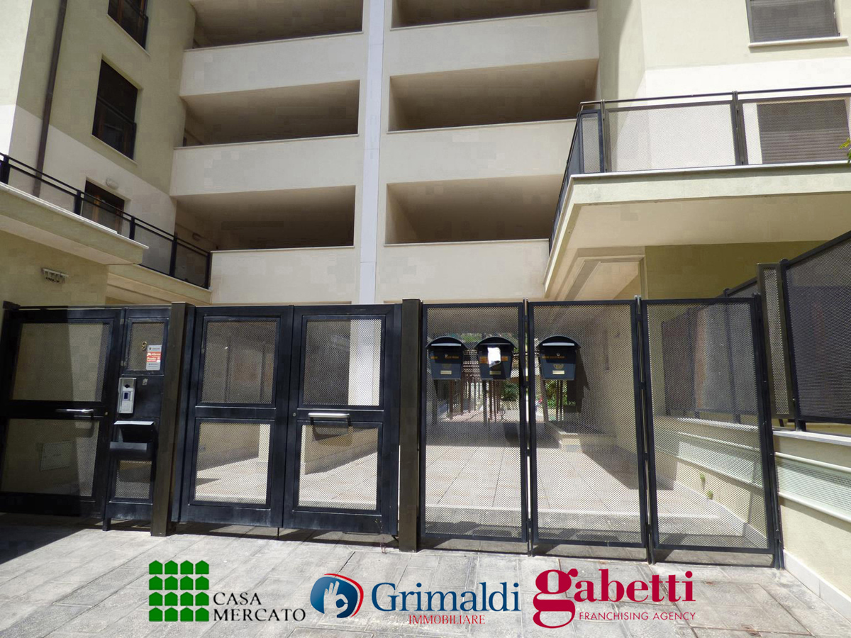 Foto 11 di 14 - Appartamento in vendita a Palermo