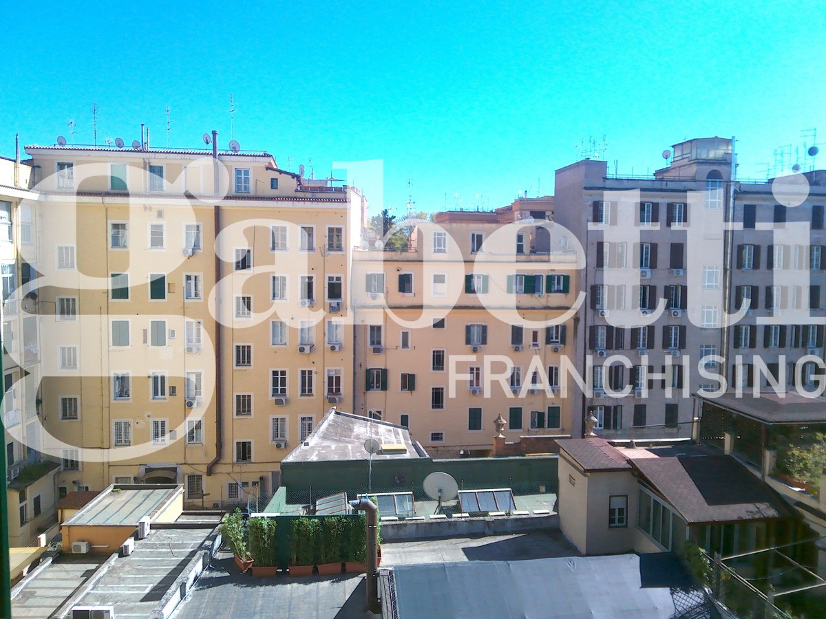 Foto 24 di 25 - Appartamento in affitto a Roma