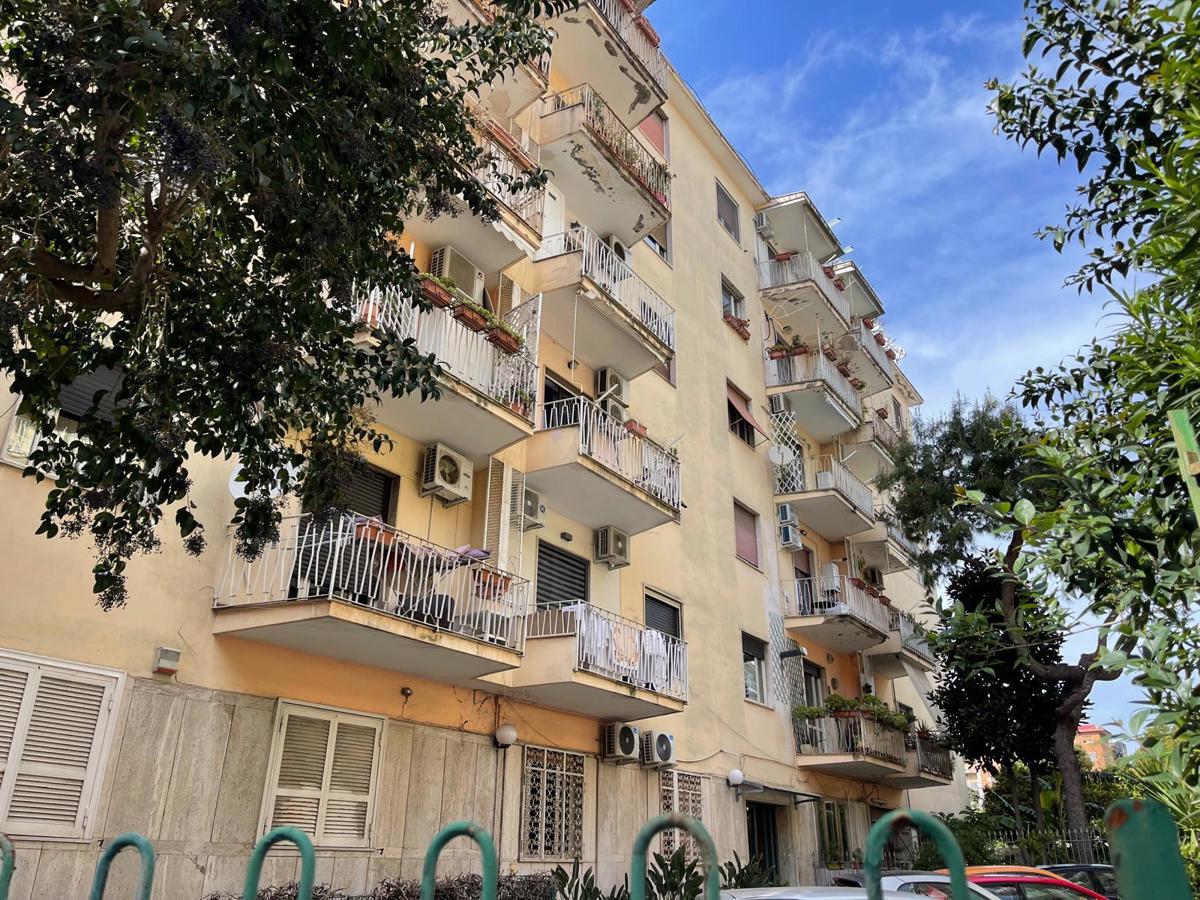 Foto 2 di 20 - Appartamento in vendita a Napoli