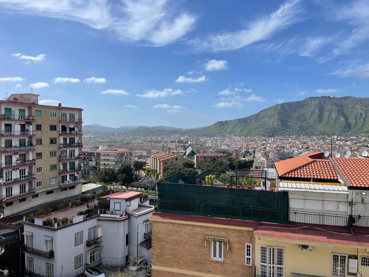 Foto 1 di 20 - Appartamento in vendita a Napoli