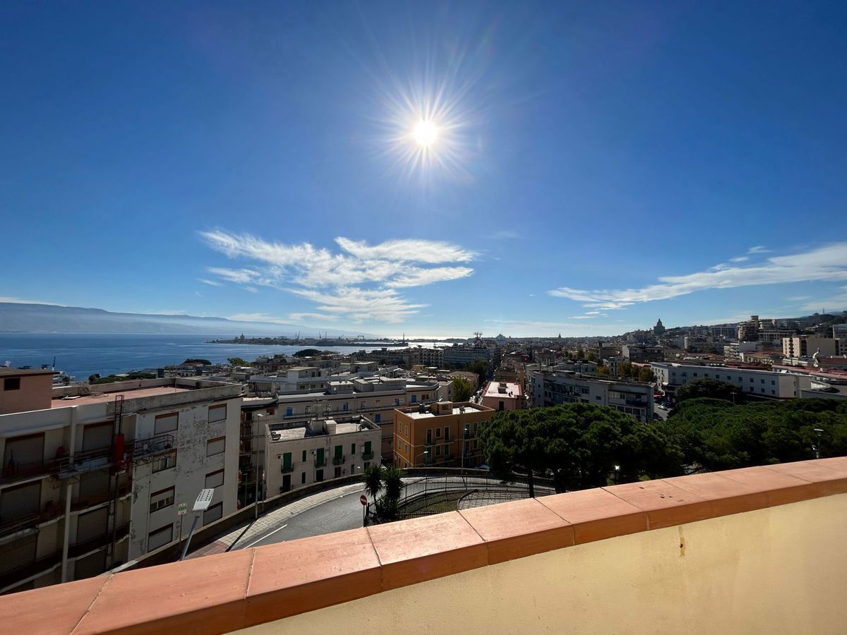 Foto 5 di 13 - Appartamento in affitto a Messina