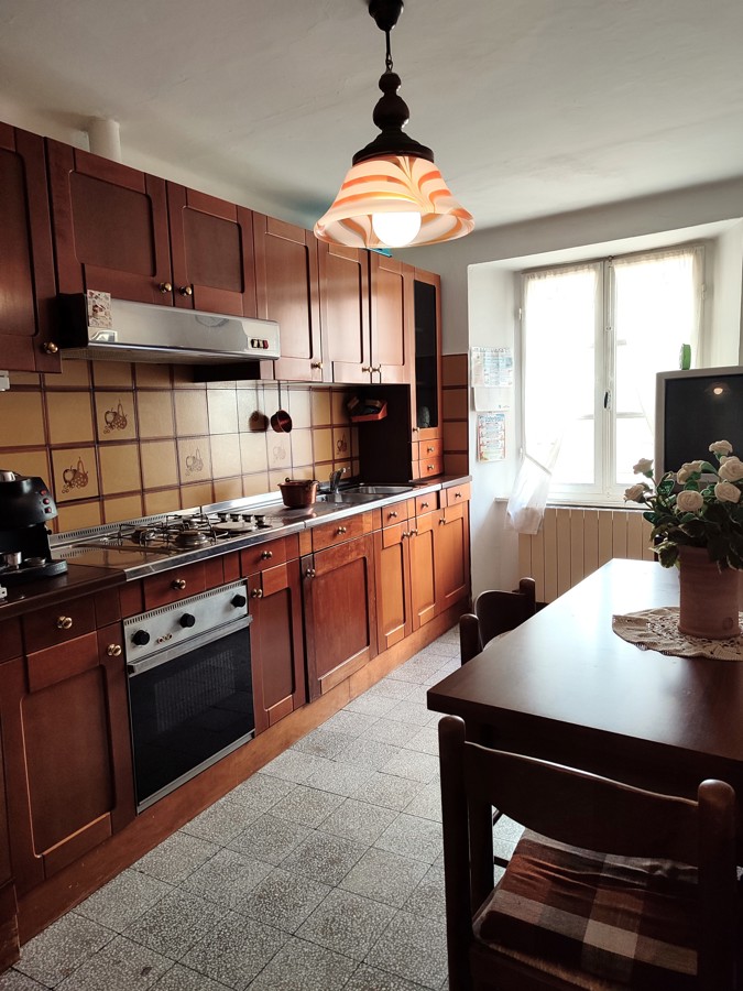 Foto 11 di 17 - Appartamento in vendita a Castelnuovo Garfagnana