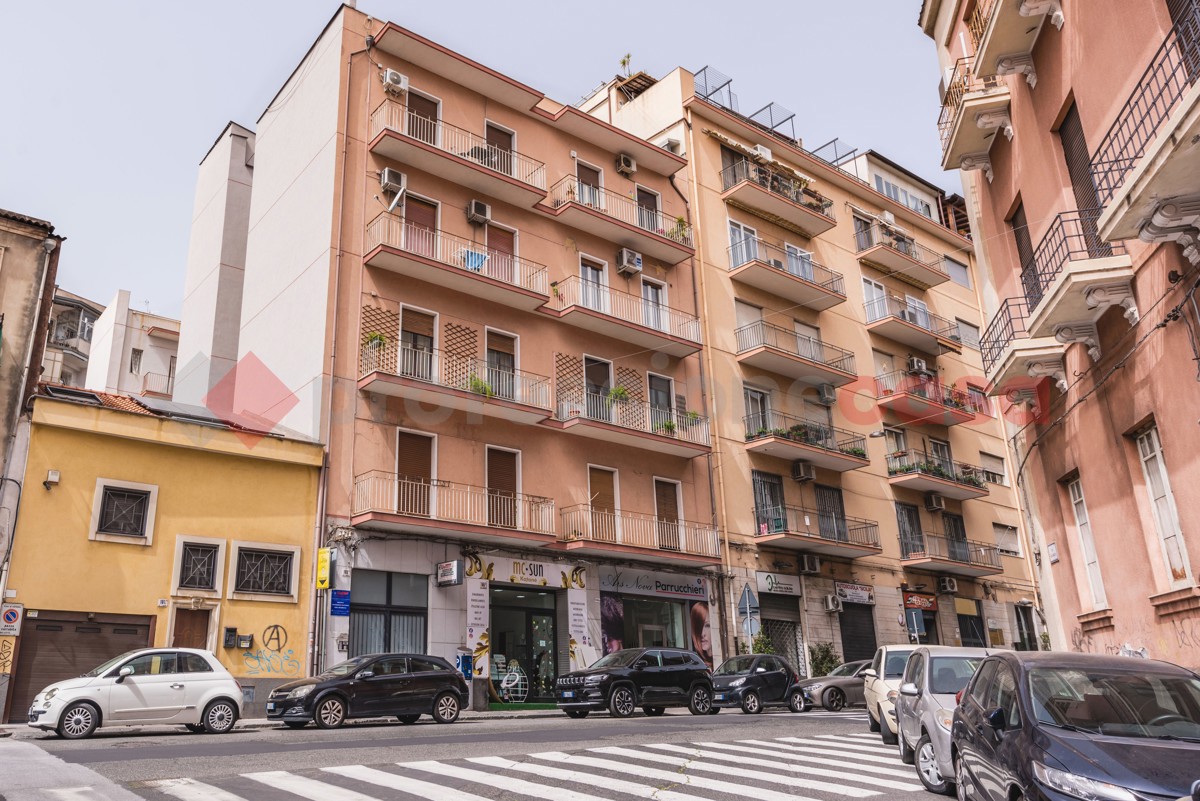 Foto 1 di 23 - Appartamento in vendita a Catania
