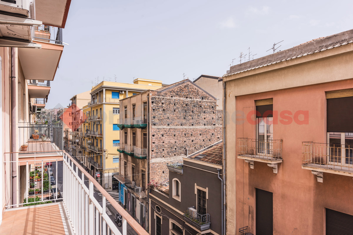 Foto 17 di 23 - Appartamento in vendita a Catania