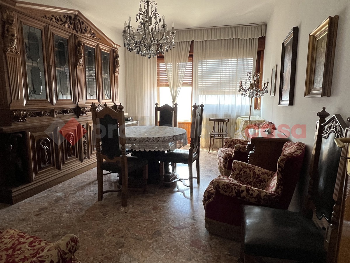 Foto 13 di 23 - Appartamento in vendita a Taranto