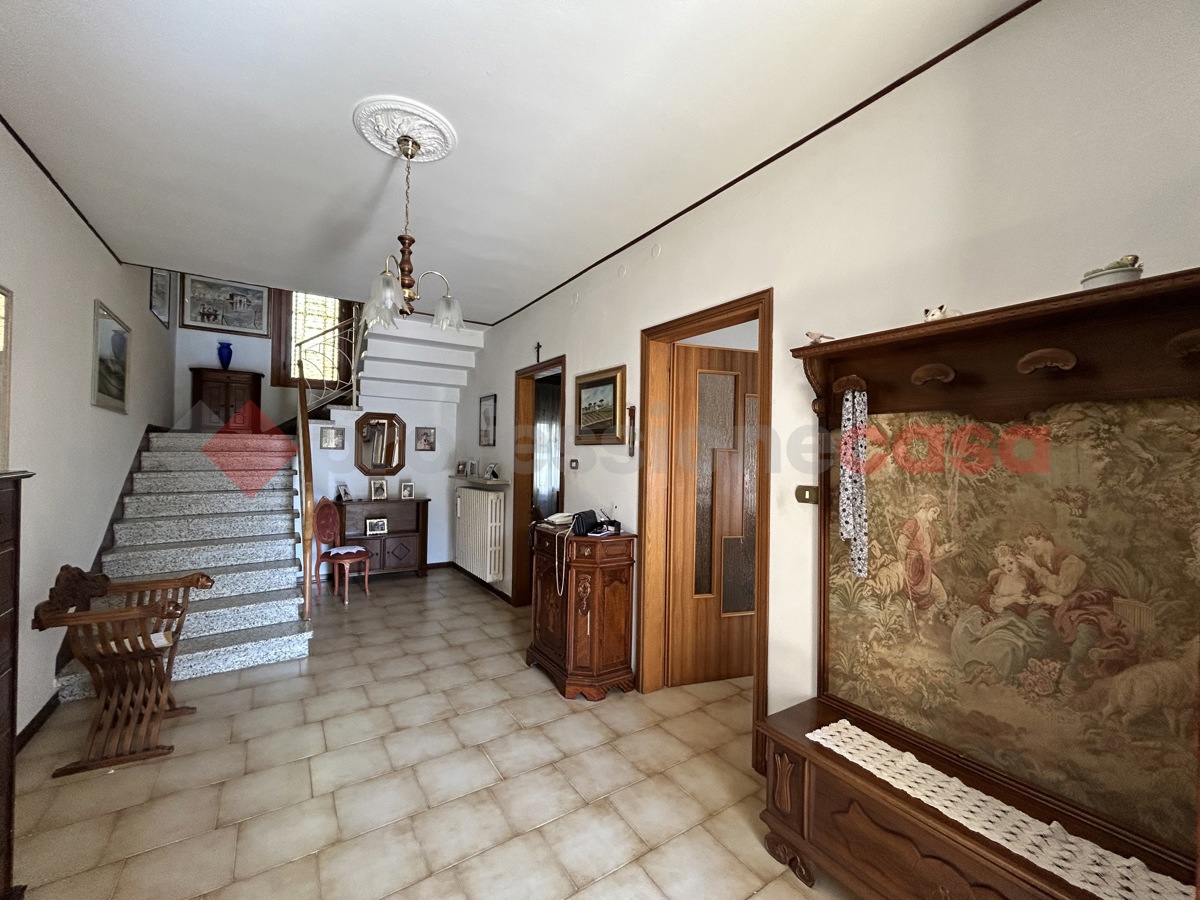 Foto 3 di 11 - Villa a schiera in vendita a Legnago