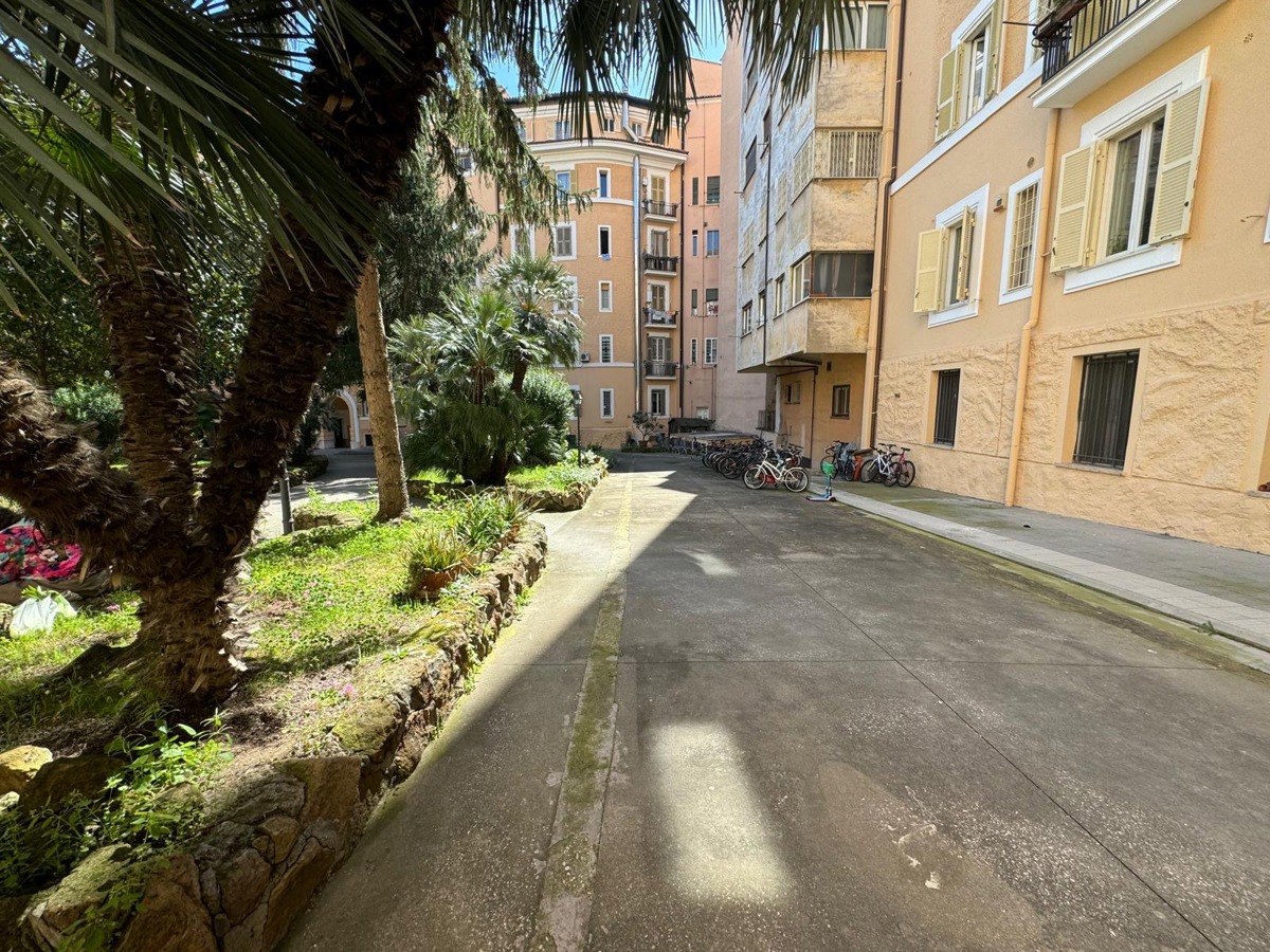 Foto 11 di 16 - Appartamento in vendita a Roma