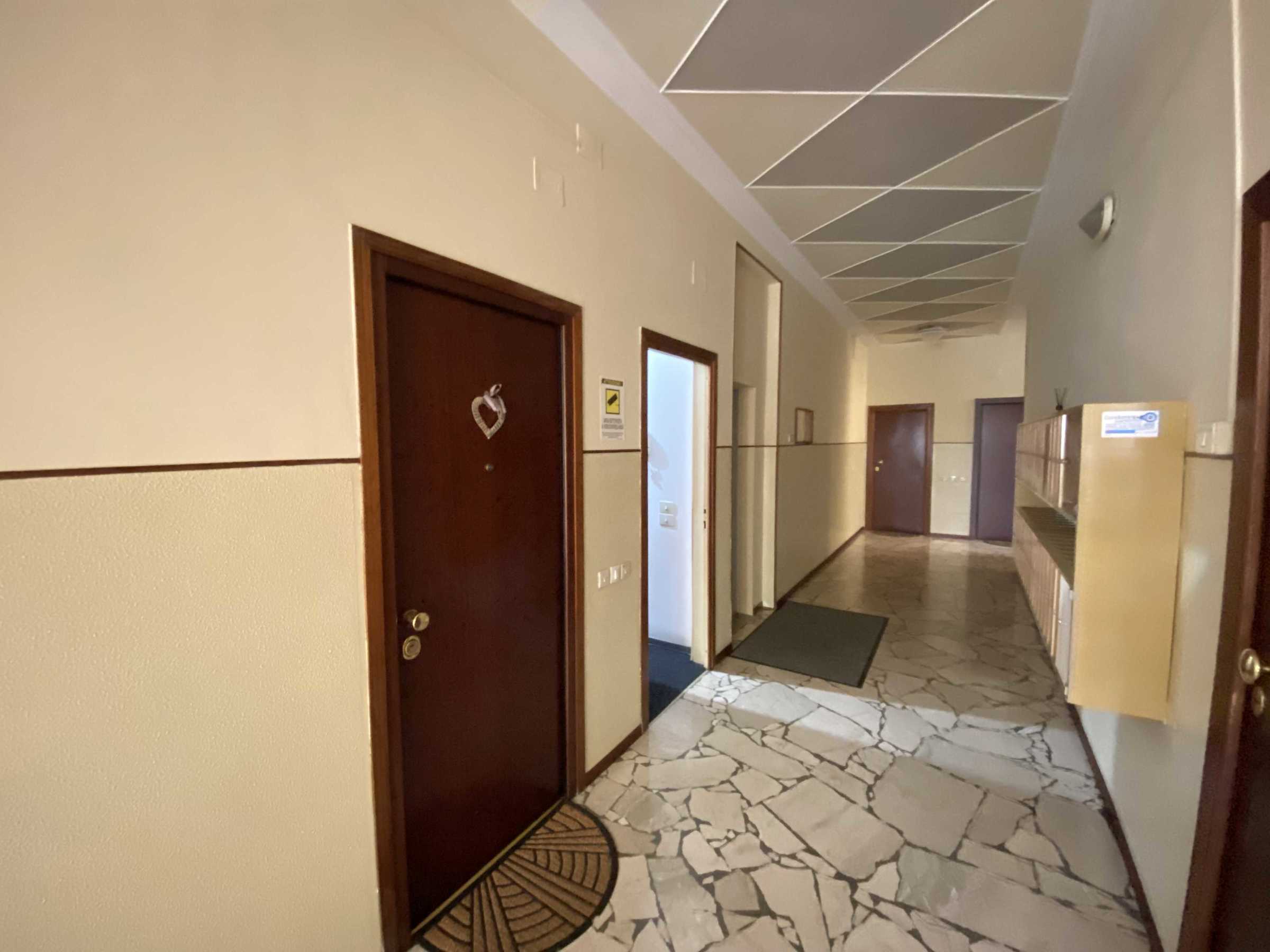Foto 4 di 18 - Appartamento in vendita a Parma