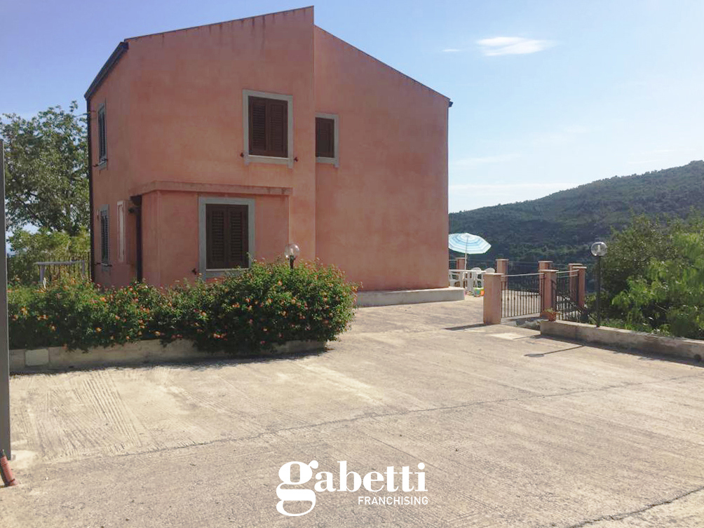 Foto 1 di 29 - Villa in vendita a Cefalu