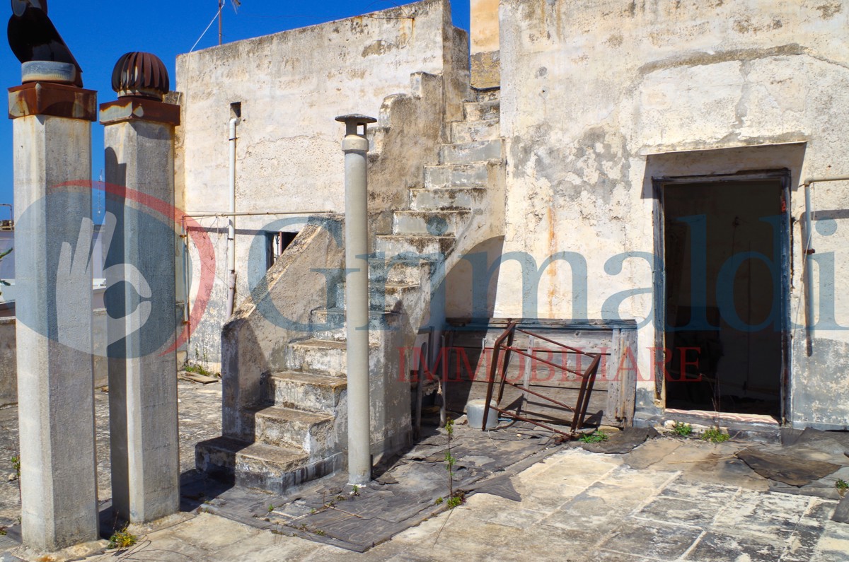 Foto 14 di 17 - Palazzo o stabile in vendita a Gallipoli