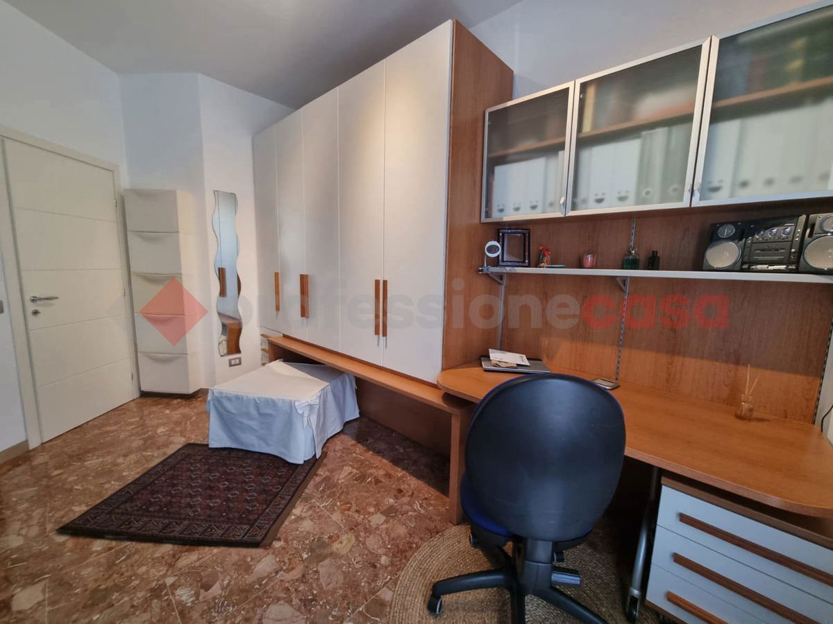 Foto 15 di 31 - Appartamento in vendita a Roma