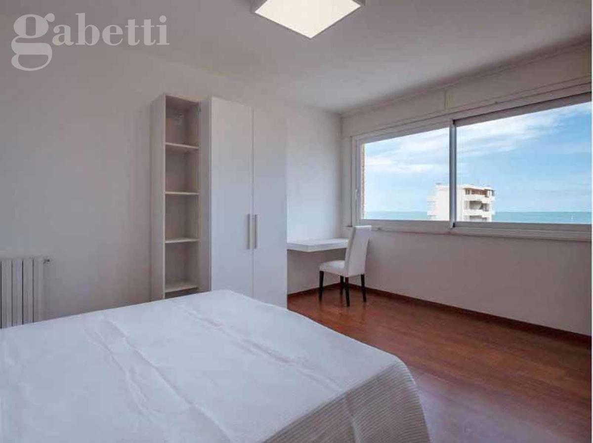 Foto 13 di 21 - Appartamento in vendita a Senigallia