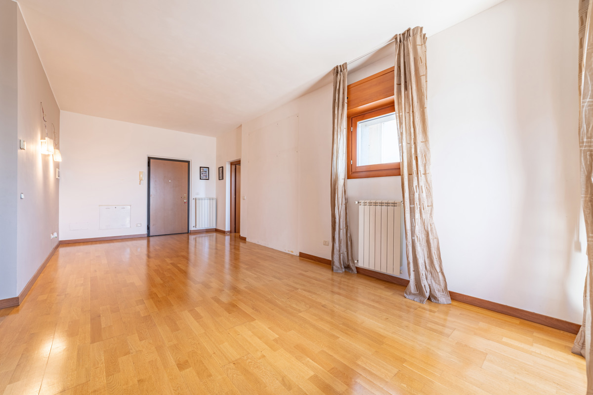 Foto 3 di 36 - Appartamento in vendita a Milano