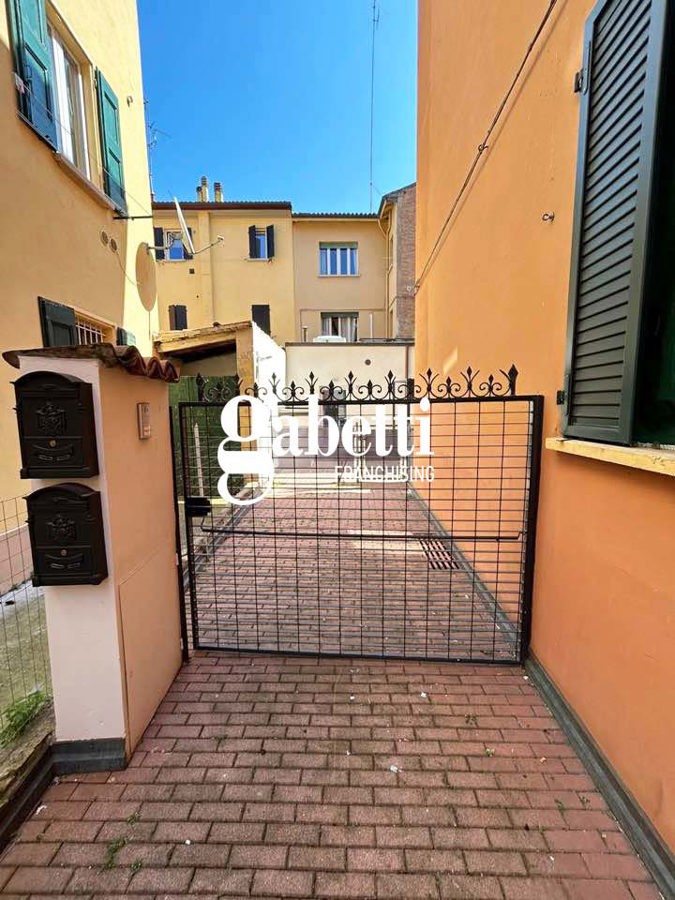 Foto 9 di 10 - Appartamento in vendita a Bologna