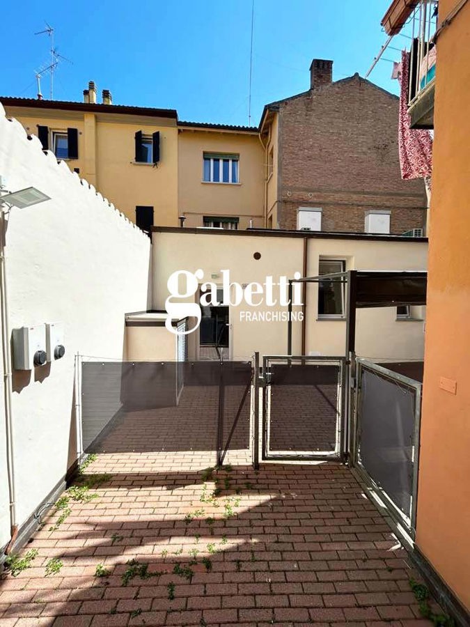 Foto 8 di 10 - Appartamento in vendita a Bologna