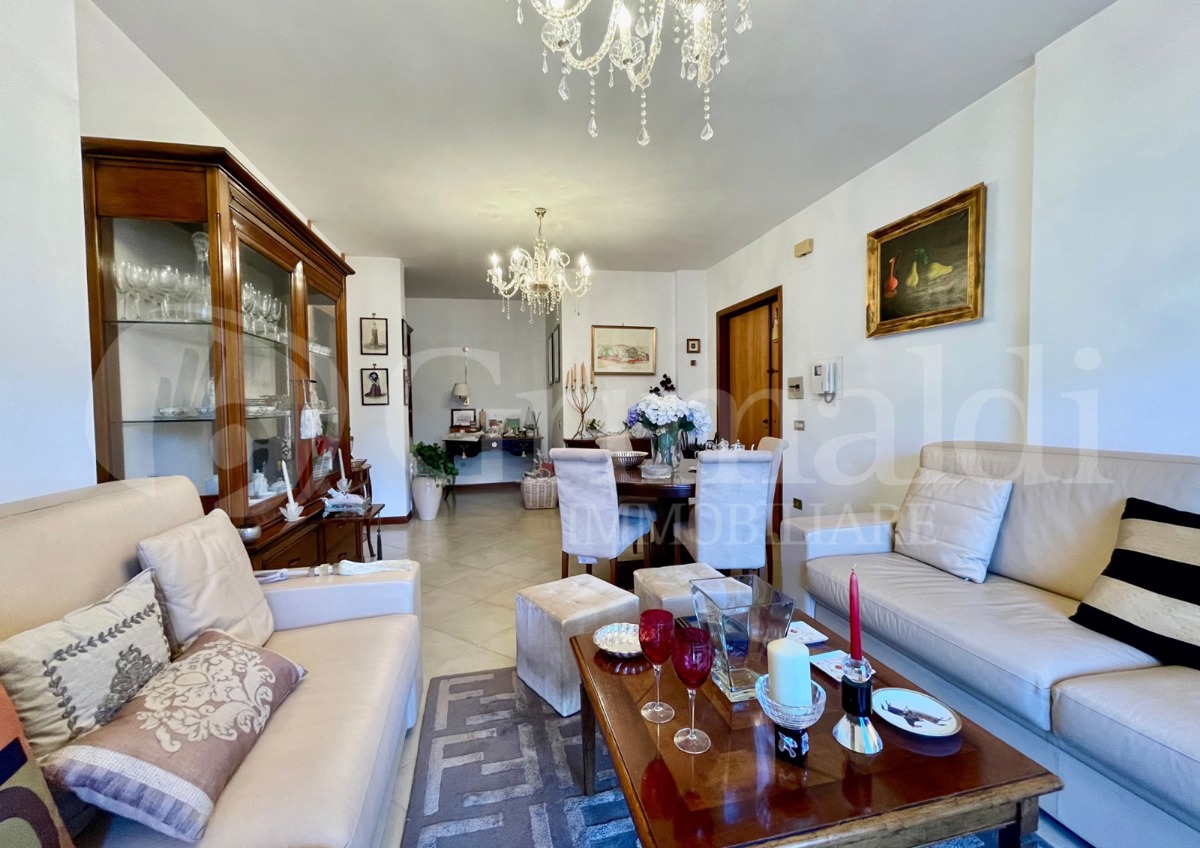 Foto 17 di 28 - Appartamento in vendita a Pontecagnano Faiano