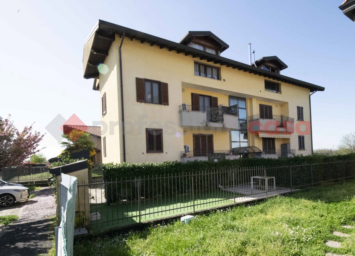 Vendita Trilocale Appartamento Dairago Via Cavalieri di Vittorio Veneto, 1 485805