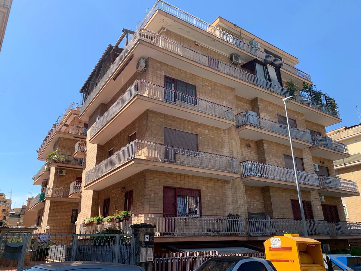 Foto 1 di 19 - Appartamento in vendita a Roma