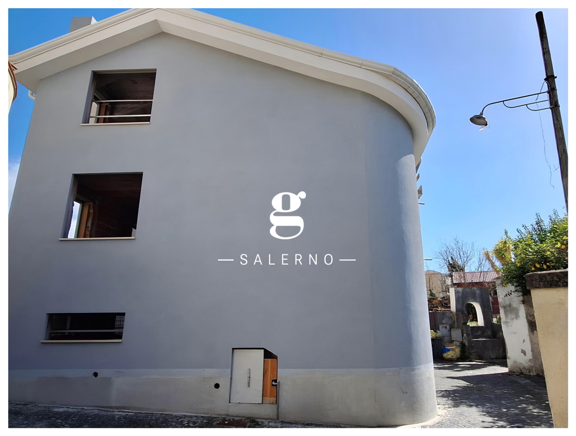 Foto 3 di 28 - Casa indipendente in vendita a Salerno
