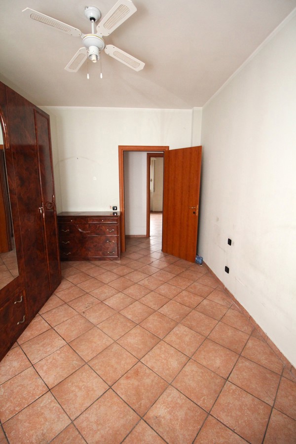 Foto 3 di 22 - Appartamento in vendita a Legnano