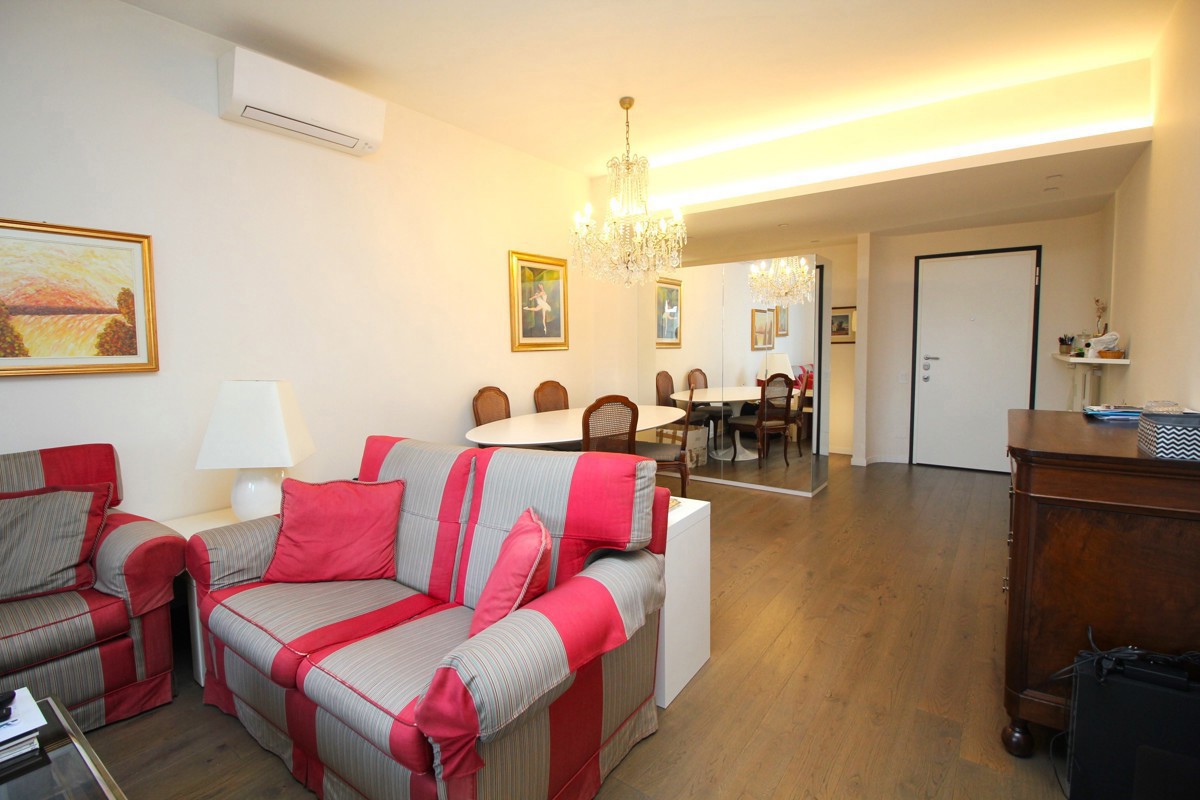 Foto 1 di 21 - Appartamento in vendita a Legnano