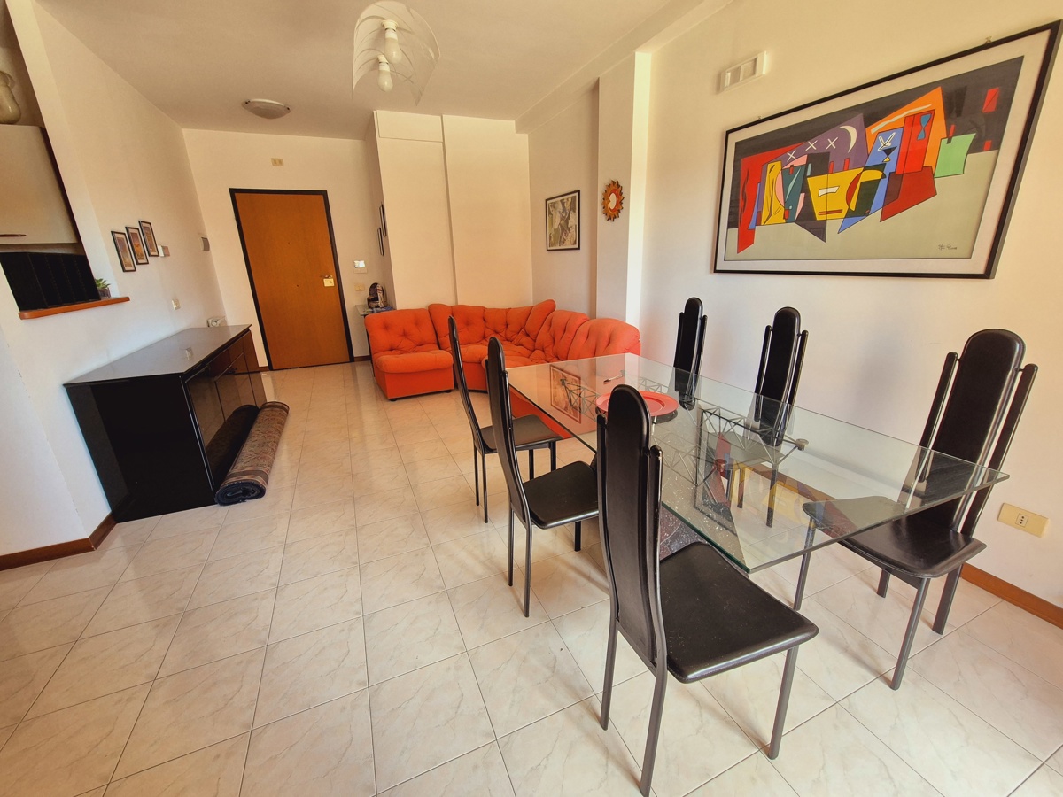 Foto 11 di 29 - Appartamento in vendita a Bastia Umbra