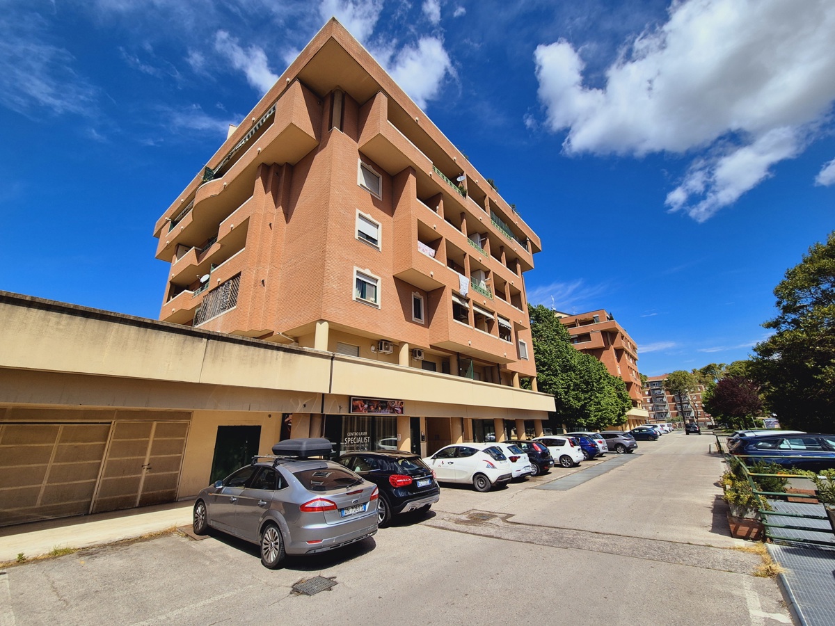 Foto 4 di 29 - Appartamento in vendita a Bastia Umbra