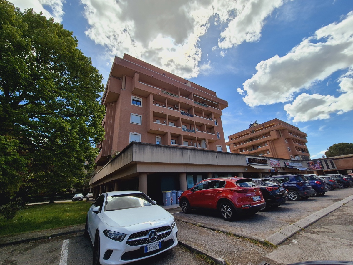 Foto 3 di 29 - Appartamento in vendita a Bastia Umbra