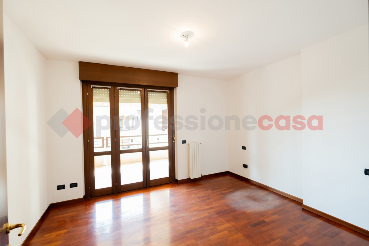 Foto 5 di 13 - Appartamento in vendita a Verona