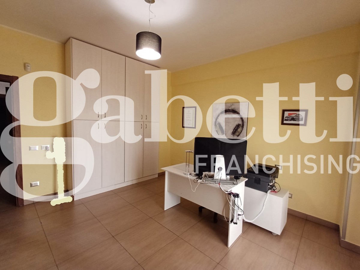 Foto 31 di 31 - Appartamento in vendita a Palermo