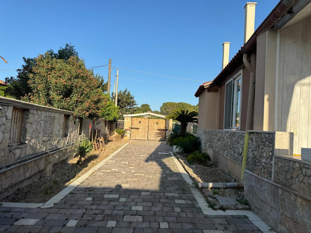 Foto 7 di 24 - Villa in vendita a Leporano