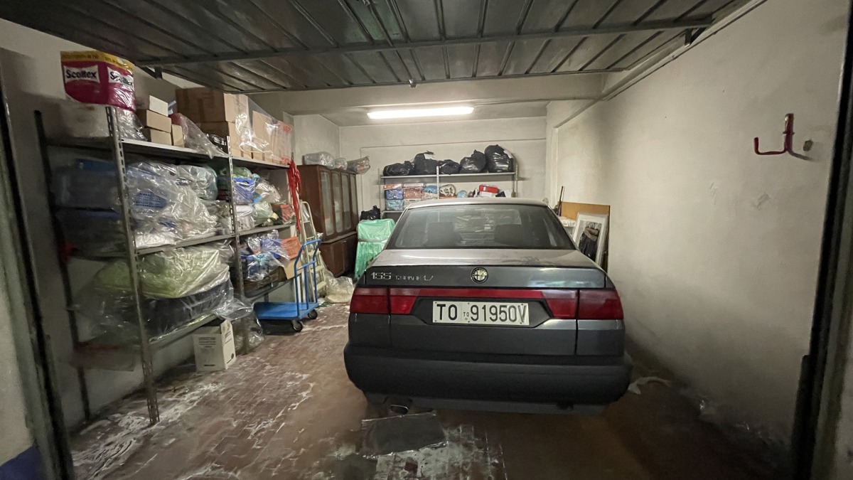 Foto 5 di 6 - Garage in vendita a Torino